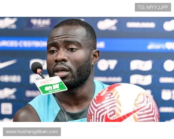 阿奇姆彭亮相英博新春祝福视频